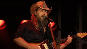 Chris Stapleton Created the Ultimate Heartbreak Anthem and This Performance Proves He’s the “Only One That Should Ever Sing It”