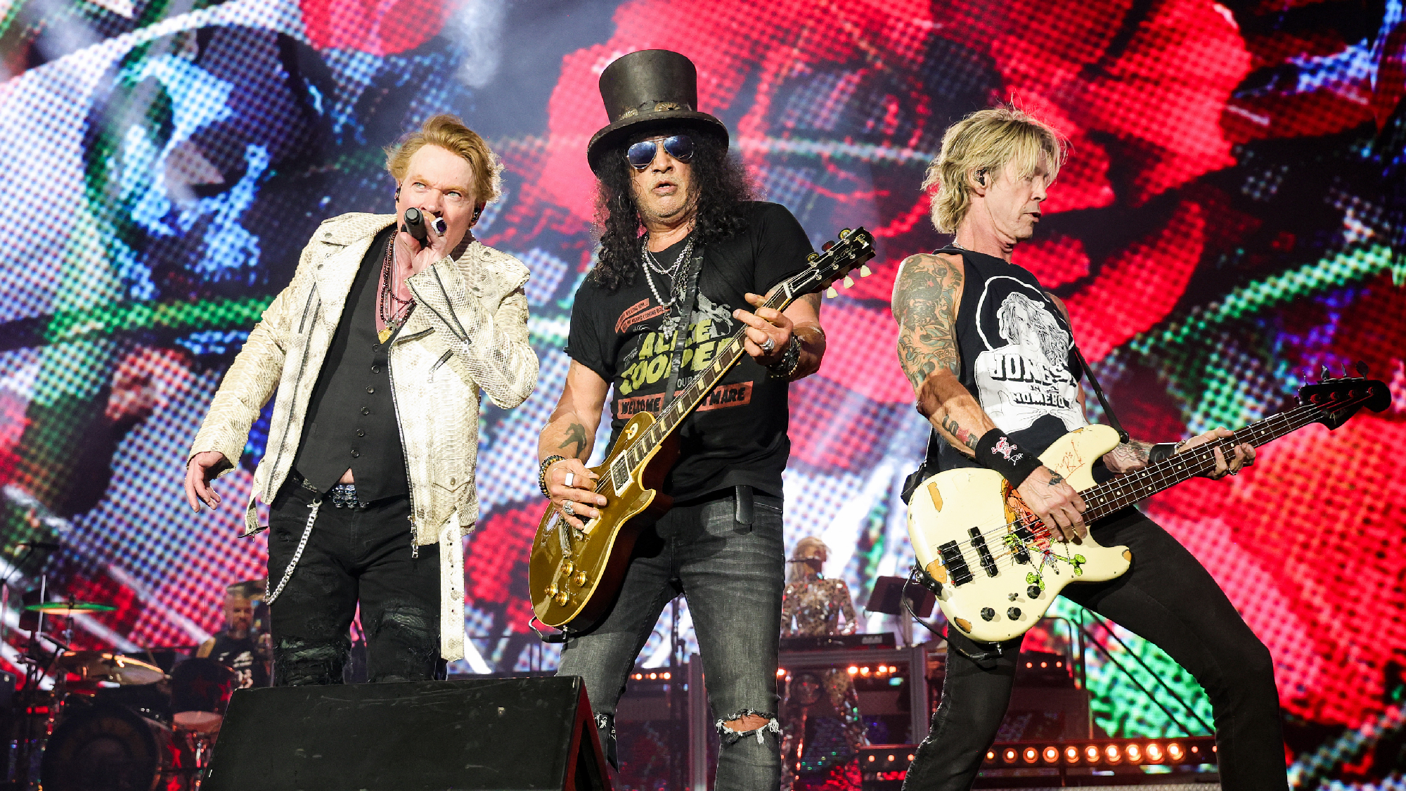 Watch Guns N' Roses Unleash 
