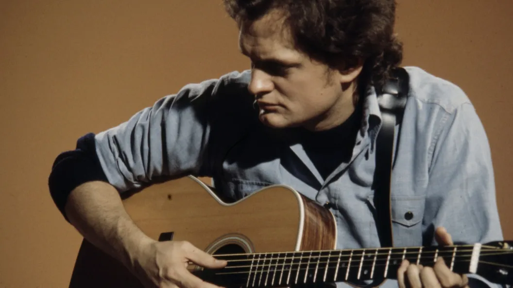 3 Folk Rock Songs That Made Growing up Sound Terrifying Back in the 1970s 3 Folk Rock Songs That Made Growing up Sound Terrifying Back in the 1970s