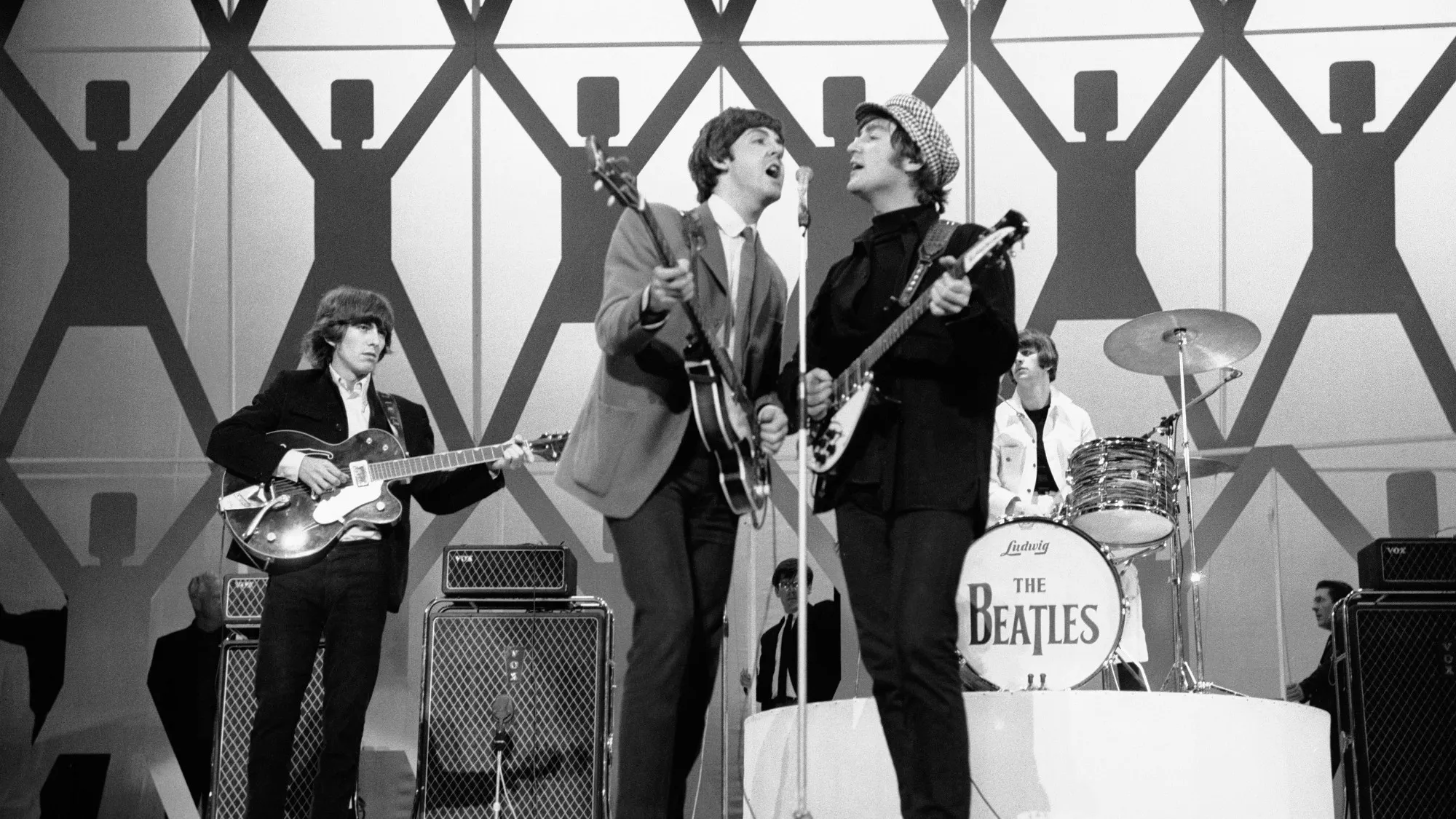 The Story Behind the Beatles Song That Earned Them America’s Adoration in 1963