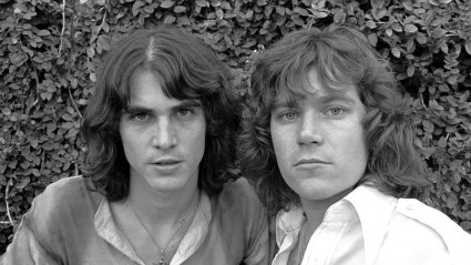 3 Hit Songs From 1975 That Vanished From Classic Rock Radio for No Good Reason