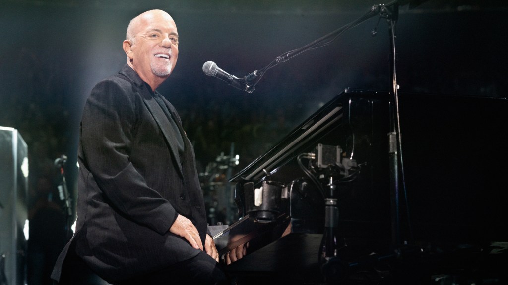 โI Thought It Was Too Mushyโ: Billy Joel Almost Axed This Hit From His AlbumโUntil Linda Ronstadt Stepped In