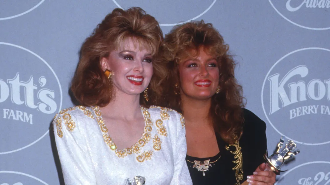 4 Country Songs From 1986 That Every Elder Millennial Can Still Sing Word for Word 4 Country Songs From 1986 That Every Elder Millennial Can Still Sing Word for Word