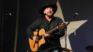 “The Retro Arena Era Begins Again”: Garth Brooks Announces Blame It All On My Roots Tour