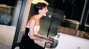 Audrey McGraw Expertly Covers Mom Faith Hill’s Song at Dad Tim McGraw’s Show