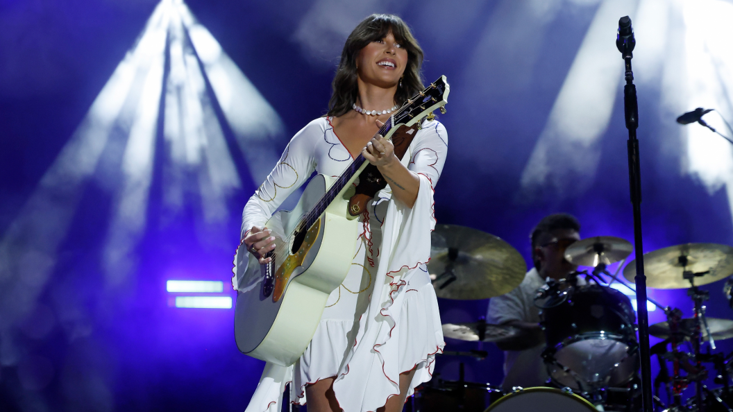 Super Bowl-Winning Coach Declares Himself an “Ella Fella” After Ella Langley’s Baltimore Show Super Bowl-Winning Coach Declares Himself an “Ella Fella” After Ella Langley’s Baltimore Show