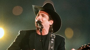 4 Country Songs From 1989 That Every Elder Millennial Can Still Sing Word for Word
