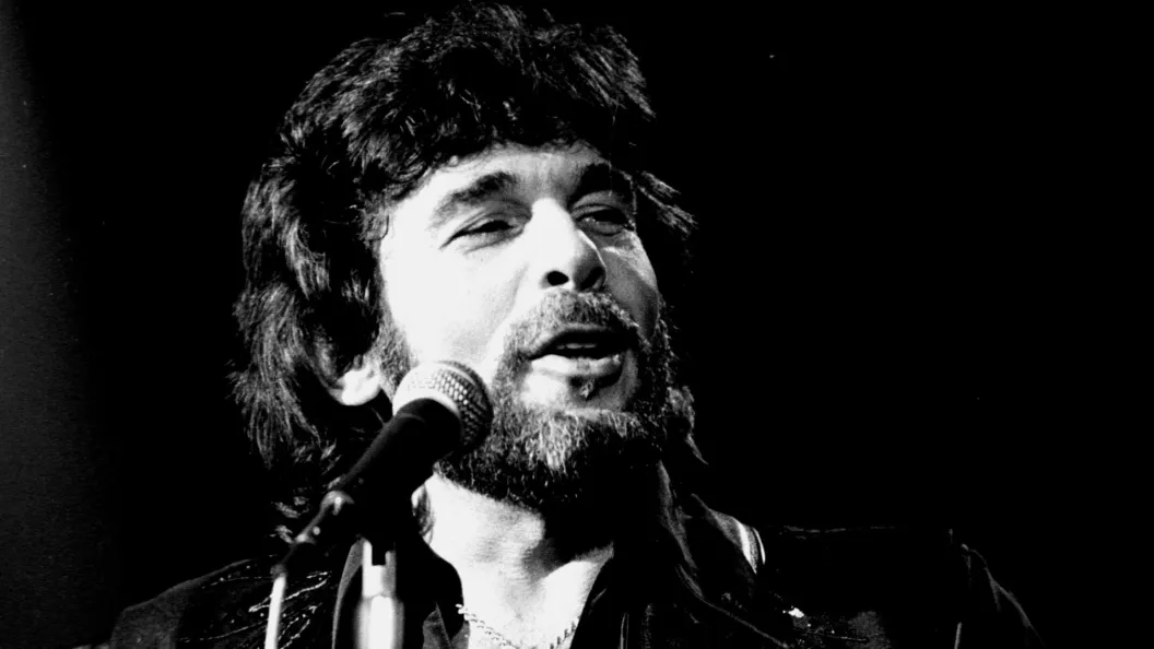 3 Songs That Every Small-Town Radio Station Played Constantly in the 1980s 3 Songs That Every Small-Town Radio Station Played Constantly in the 1980s