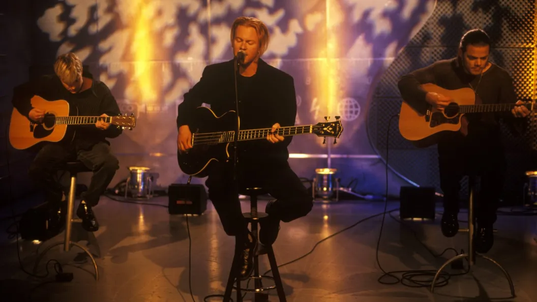 3 One-Hit Wonders From the 1990s With Melodies That Still Echo Decades Later 3 One-Hit Wonders From the 1990s With Melodies That Still Echo Decades Later