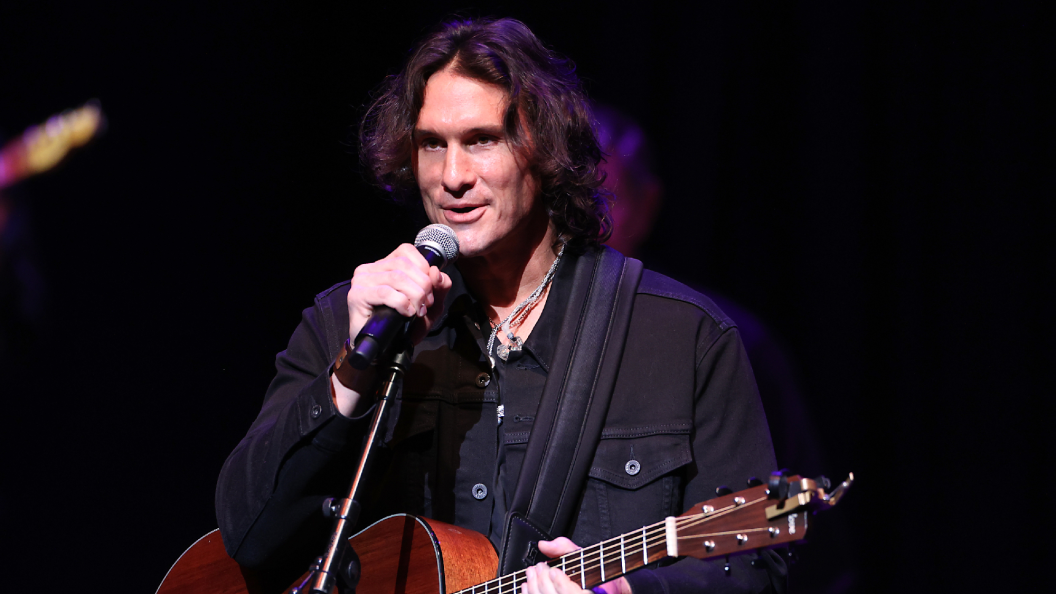 “This Would Kill Your Career”: Six-Time No. 1 Country Hitmaker Reveals the Song His Label Wanted To Keep off the Radio “This Would Kill Your Career”: Six-Time No. 1 Country Hitmaker Reveals the Song His Label Wanted To Keep off the Radio