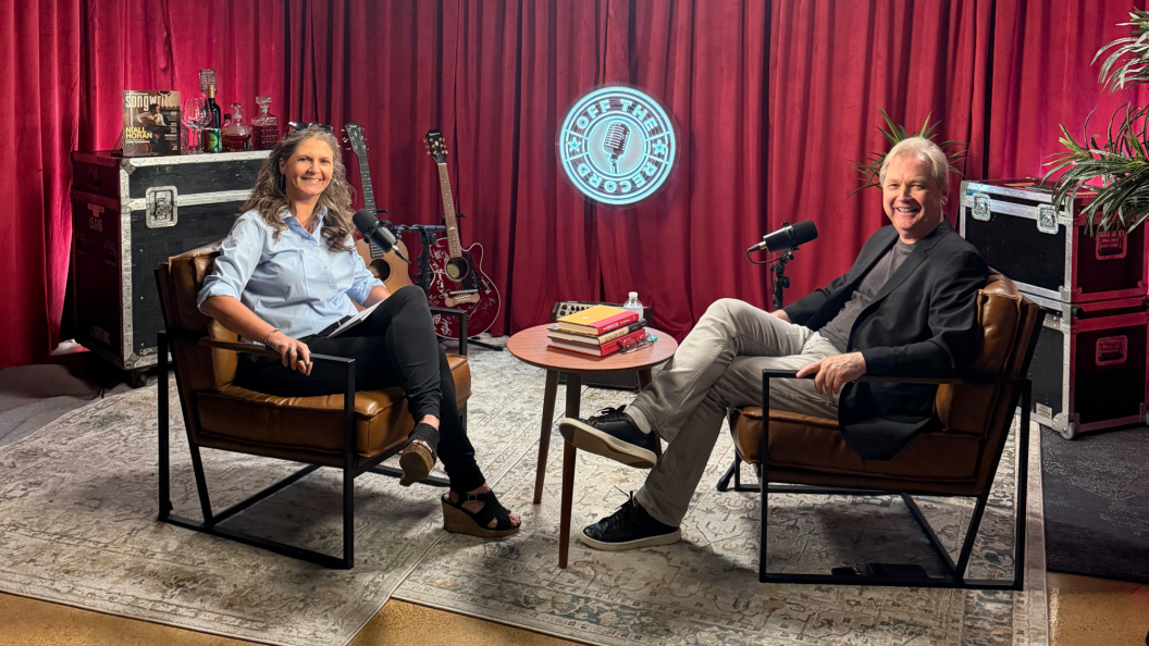 Steve Wariner Recalls His Storied Country Music Career and Opens Up About His Latest Artistic Venture (Exclusive) Steve Wariner Recalls His Storied Country Music Career and Opens Up About His Latest Artistic Venture (Exclusive)