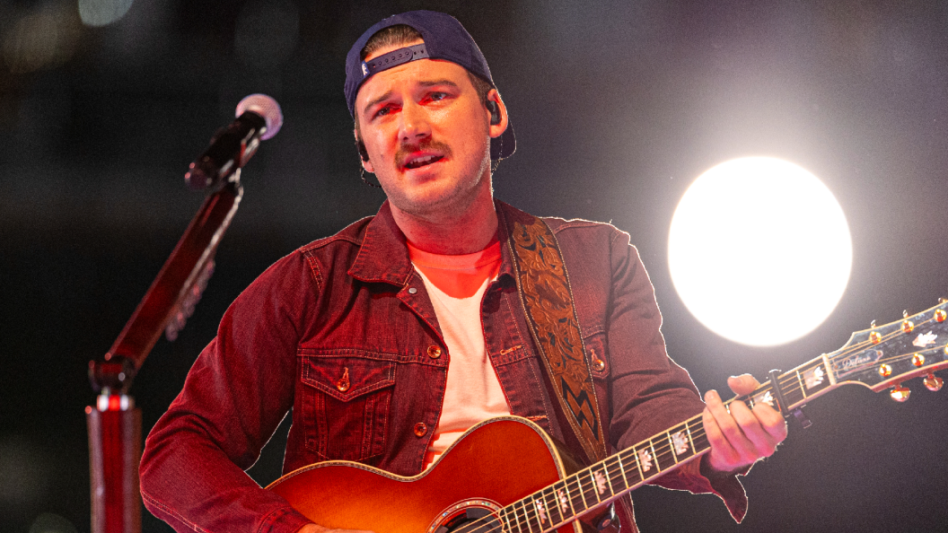 Morgan Wallen Concert Takes Bizarre Turn After Fan Allegedly Pees on Family Morgan Wallen Concert Takes Bizarre Turn After Fan Allegedly Pees on Family