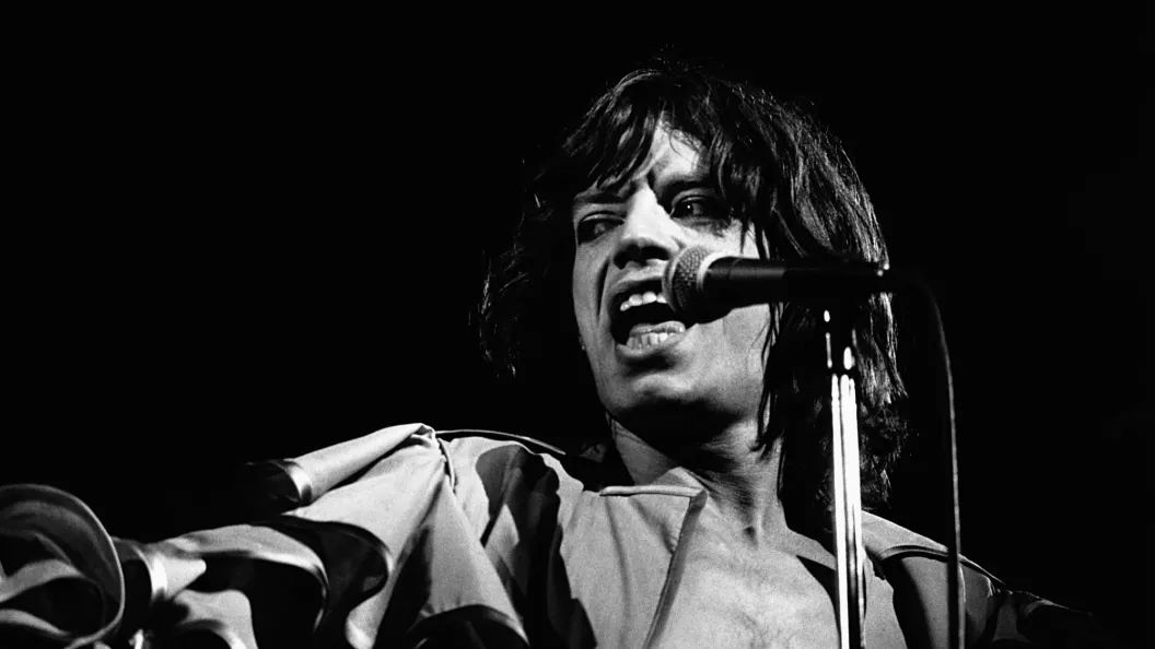 Born 83 Years Ago Today in England, One of Rock Music’s Most Iconic Frontmen Is Still Going Strong Born 83 Years Ago Today in England, One of Rock Music’s Most Iconic Frontmen Is Still Going Strong