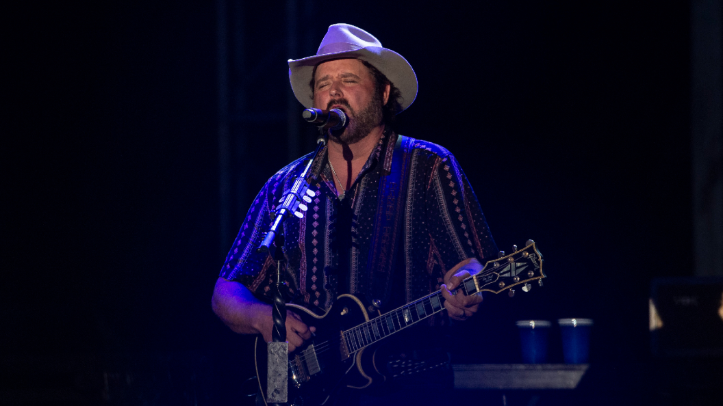 “A Man of His Word, and God’s Word”: Randy Houser Mourns the Country Icon He Called “The Greatest Man I Ever Knew” “A Man of His Word, and God’s Word”: Randy Houser Mourns the Country Icon He Called “The Greatest Man I Ever Knew”