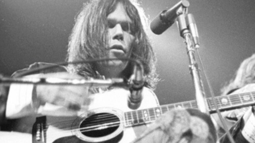 5 Songs That Prove This 1960s Grunge Pioneer Is One of the Best Chorus Writers in the Business
