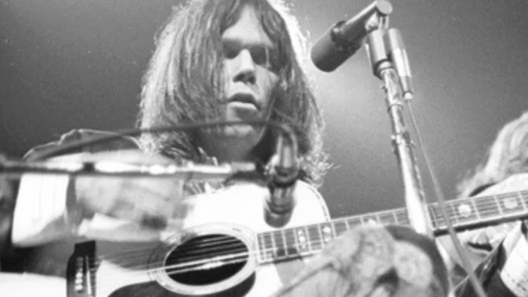 5 Songs That Prove This 1960s Grunge Pioneer Is One of the Best Chorus Writers in the Business 5 Songs That Prove This 1960s Grunge Pioneer Is One of the Best Chorus Writers in the Business