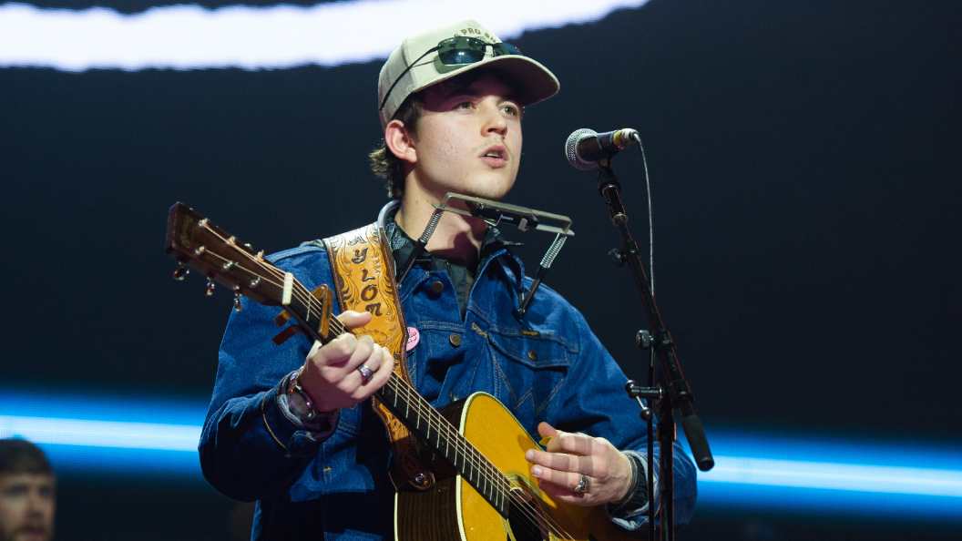Rising Country Singer’s Biggest Concern From the Hospital Bed Wasn’t His Health: “Album Drops Tonight” Rising Country Singer’s Biggest Concern From the Hospital Bed Wasn’t His Health: “Album Drops Tonight”