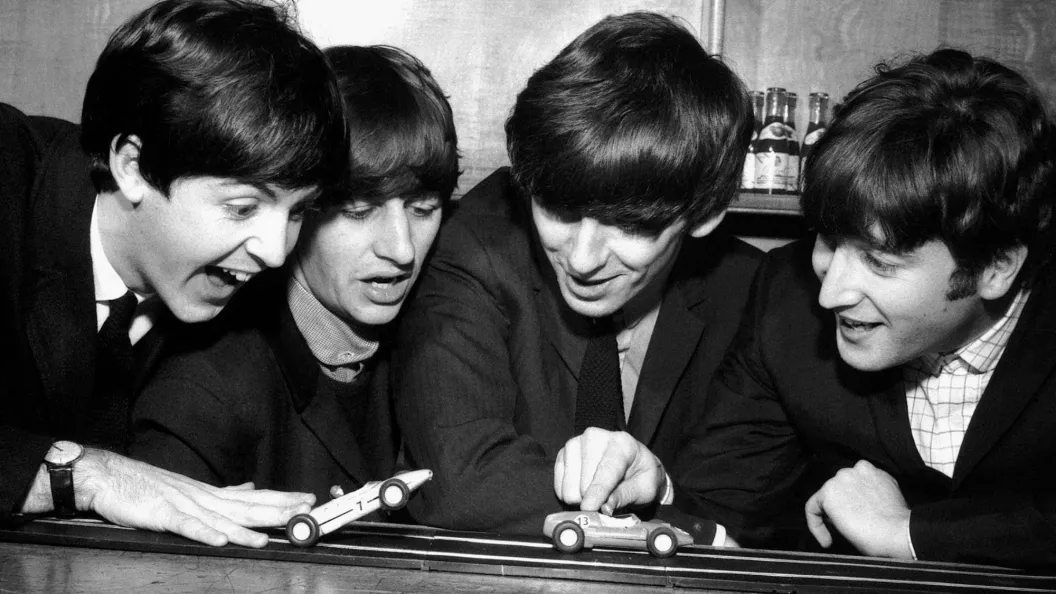 This Beatles Song Blended Elvis, Buddy Holly, and Glenn Miller Into One Classic (Ignoring Paul McCartney’s Dad’s Advice) This Beatles Song Blended Elvis, Buddy Holly, and Glenn Miller Into One Classic (Ignoring Paul McCartney’s Dad’s Advice)