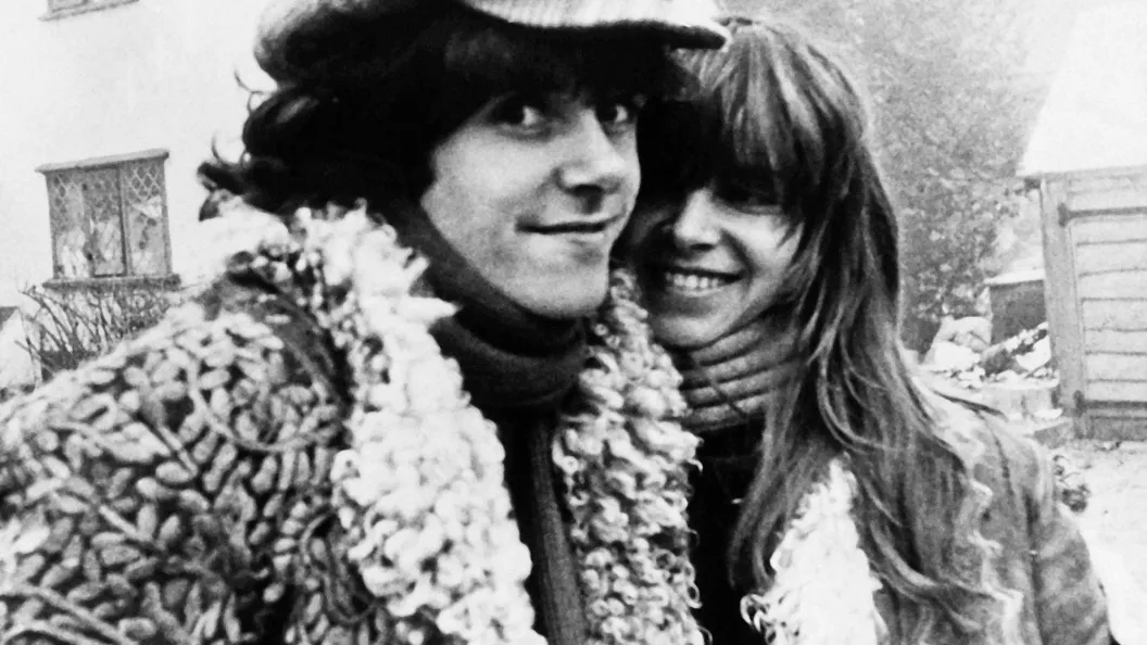 One of the First Psychedelic Rock Songs Ever Recorded Was Actually a Romantic Transcontinental Message to an Old Flame One of the First Psychedelic Rock Songs Ever Recorded Was Actually a Romantic Transcontinental Message to an Old Flame
