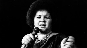 Remember When Etta James Covered a Sonny & Cher Classic?