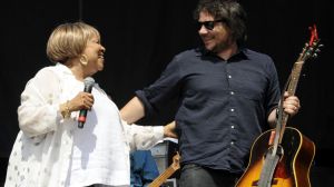 4 of the Best Intergenerational Collaborations Between Musicians From the 20th and 21st Centuries
