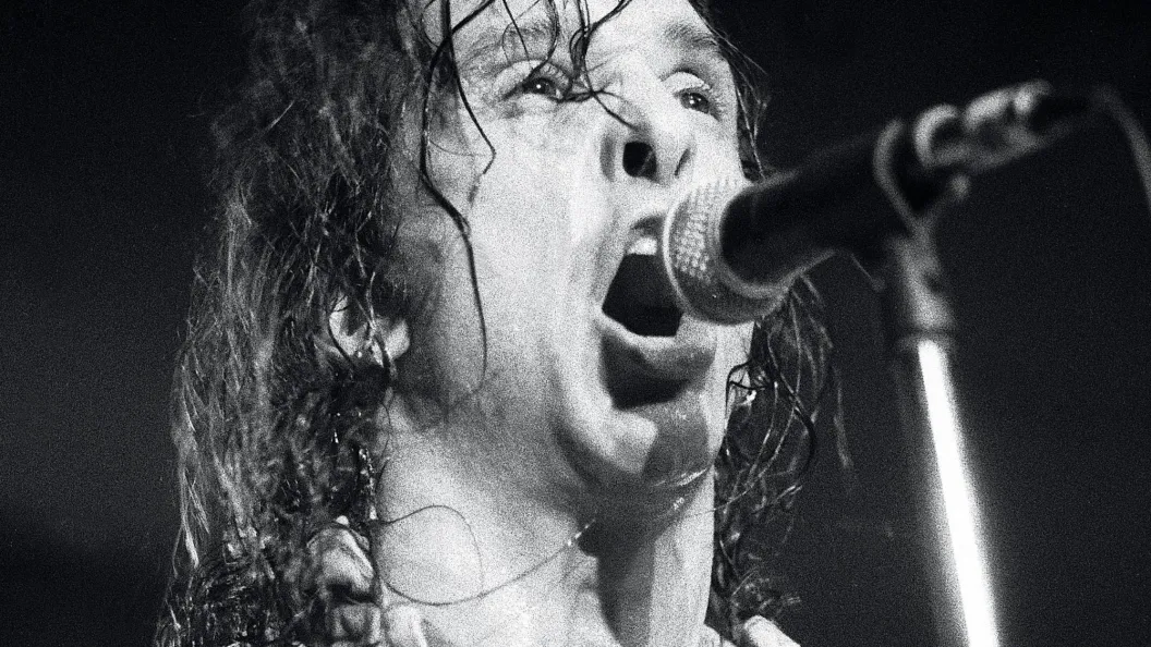 6 Rock Songs With Harmonies That You Can’t Help but Sing With Your Whole Chest 6 Rock Songs With Harmonies That You Can’t Help but Sing With Your Whole Chest