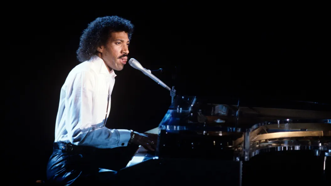 Remember When Lionel Richie Released His First Solo Single in 1982? Remember When Lionel Richie Released His First Solo Single in 1982?