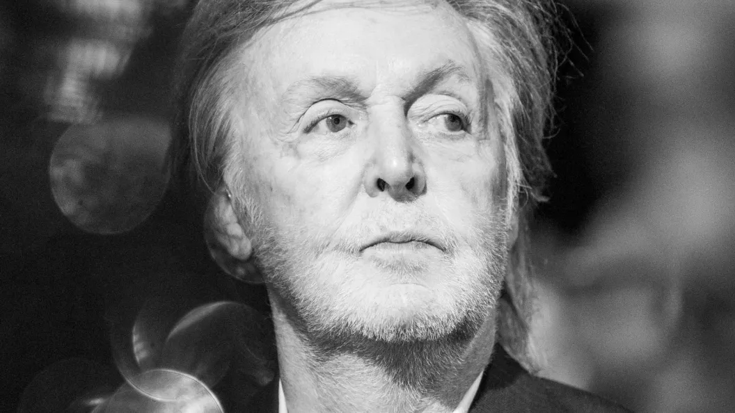 Paul McCartney Explains the Sad Paradox of Listening to This Fellow Rockstar’s 1971 Hit Paul McCartney Explains the Sad Paradox of Listening to This Fellow Rockstar’s 1971 Hit