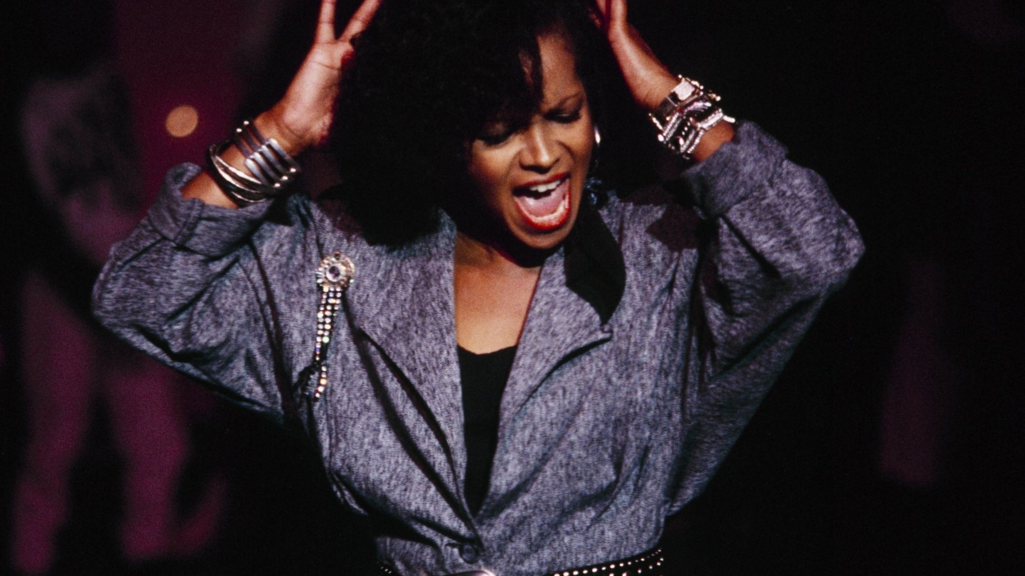 4 One-Hit Wonders I Honestly Can't Believe Were Ever Released