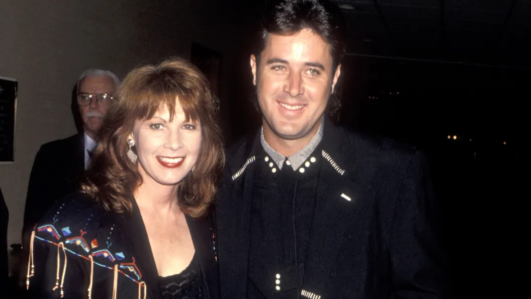 4 Country Songs Most People Forget Vince Gill Sang Background Vocals On 4 Country Songs Most People Forget Vince Gill Sang Background Vocals On