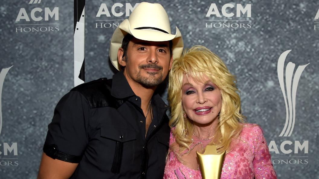 Brad Paisley Gets Emotional Performing the Song He Shared With Dolly Parton: “I Never Thought It Would Be About Her, but It Is” Brad Paisley Gets Emotional Performing the Song He Shared With Dolly Parton: “I Never Thought It Would Be About Her, but It Is”