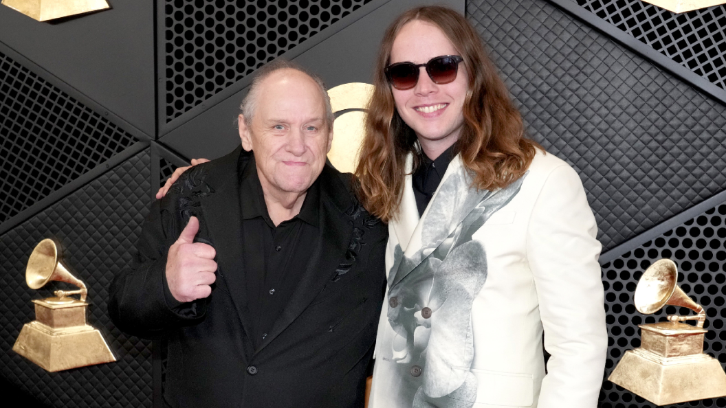 Billy Strings Misses His Own Hall of Fame Induction, So His Hall of Famer Dad Steps In Billy Strings Misses His Own Hall of Fame Induction, So His Hall of Famer Dad Steps In
