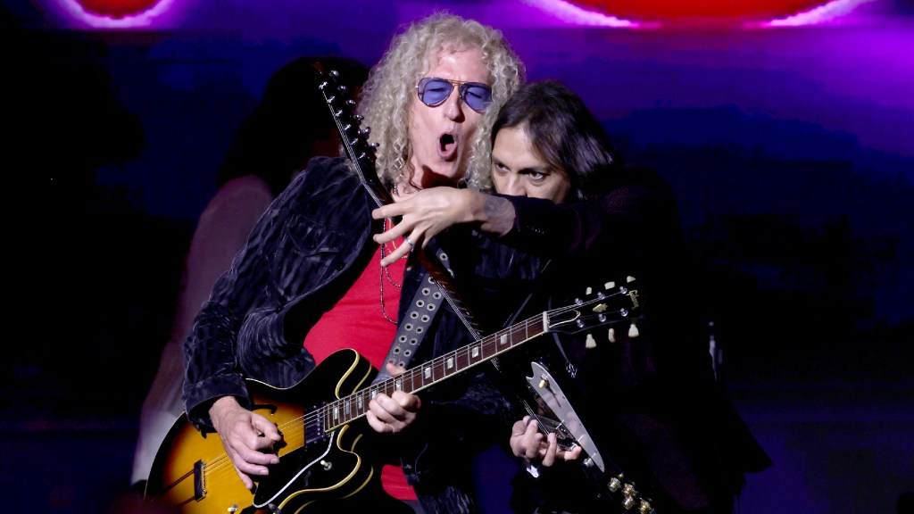 Foreigner Is Selling $1,000 Tickets That Put Fans in the Spotlight
