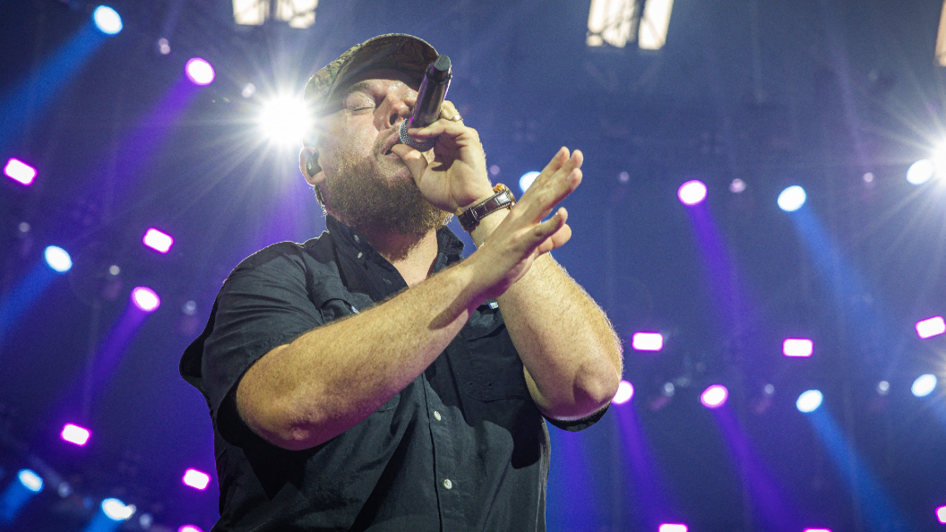 Luke Combs Fans Are on High Alert After Stadiums Tease Something Big Luke Combs Fans Are on High Alert After Stadiums Tease Something Big