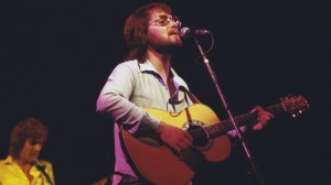 4 No. 2 Songs From 1978 That We Think Deserved the Top Spot