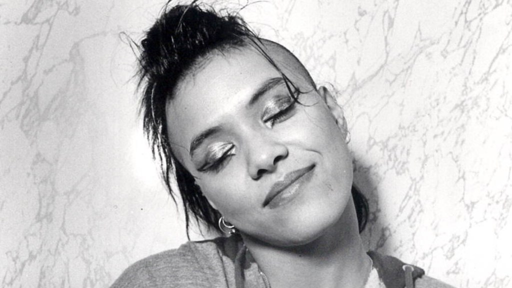 3 One-Hit Wonders From the 1980s We Hear All the Time in Shopping Malls and Grocery Stores