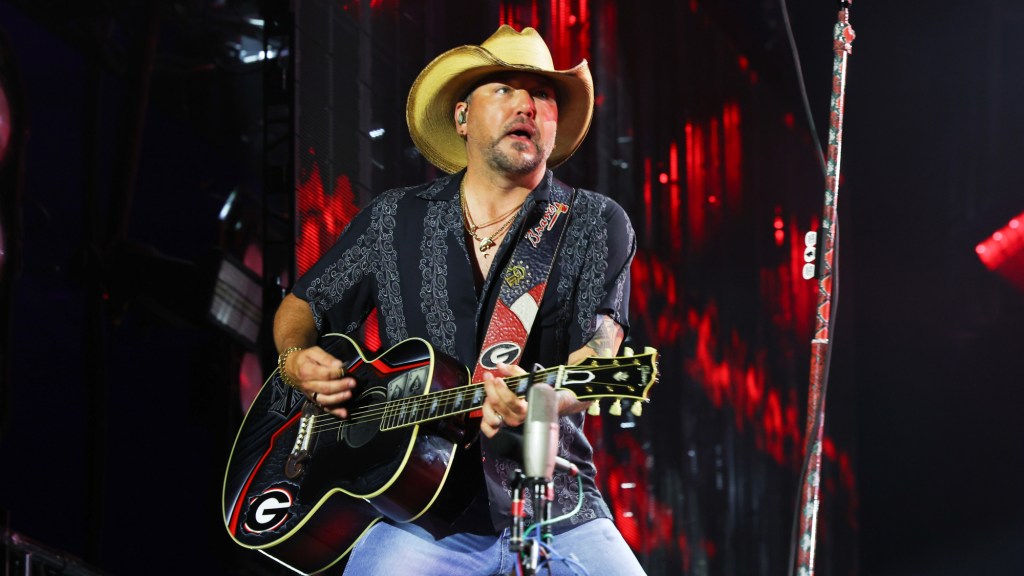 Jason Aldean Shares the “Career Ending” Mistake Some New Artists Make