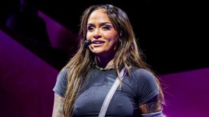 Grammy-Nominated Artist Cancels Upcoming Shows After Being Hospitalized: “I’m in So Much Pain”