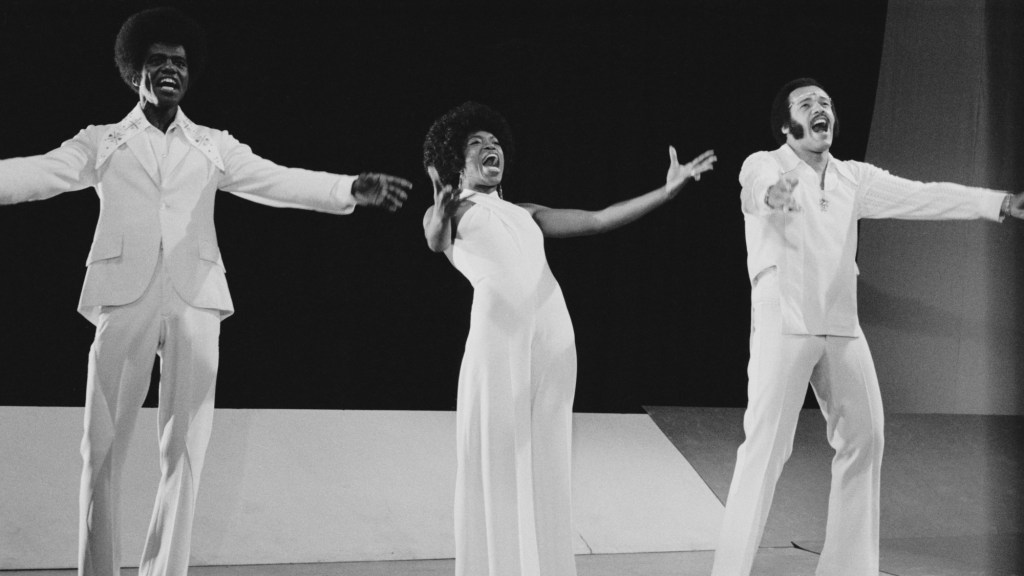 How The Hues Corporation Inadvertently Took Disco to the Mainstream With This No. 1 Hit