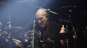“Bye For Now”: Former AC/DC Member Chris Slade Announces Retirement From Drumming
