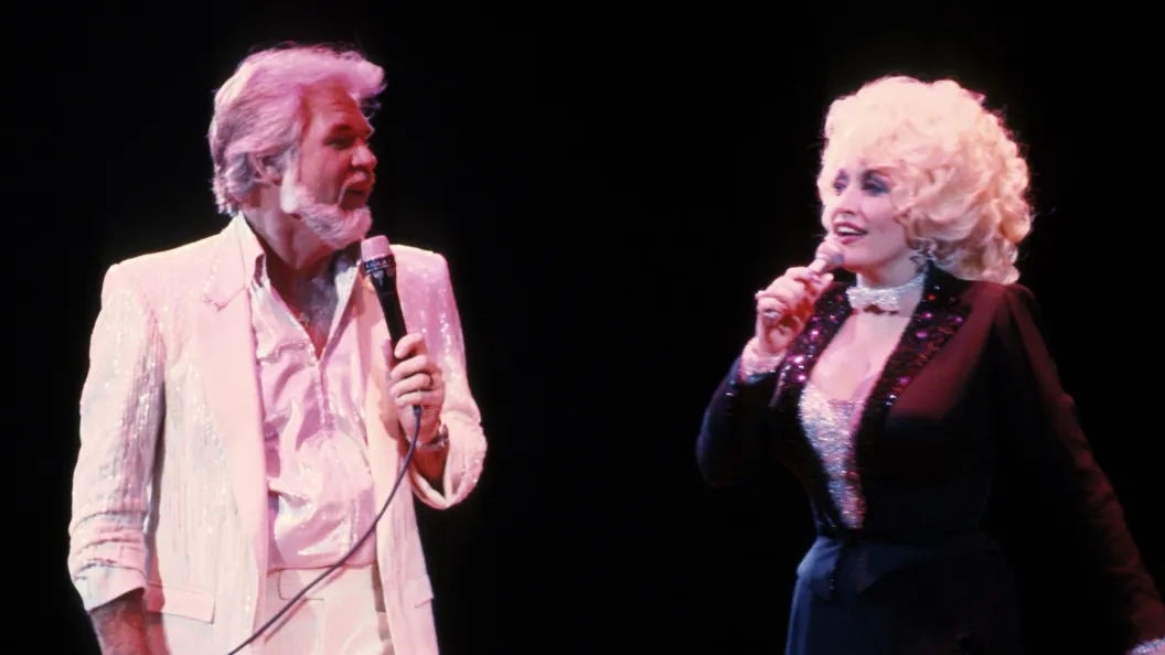 41 Years Ago Today, Kenny Rogers and Dolly Parton Were at No. 1 With This Tender Celebration of “Real Love” 41 Years Ago Today, Kenny Rogers and Dolly Parton Were at No. 1 With This Tender Celebration of “Real Love”
