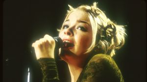 Born 44 Years Ago Today in Mississippi, the 90s Teen Queen and Youngest Country Star Since Tanya Tucker