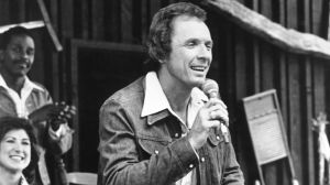 Born 94 Years Ago Today in Florida, Country Music’s Stuttering Storyteller and Father of a 90s Country Hitmaker