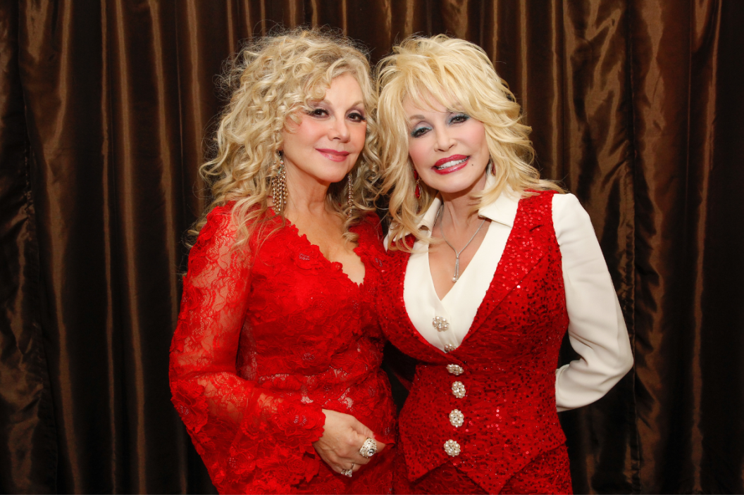 Who Is Dolly Parton’s Family? Everything To Know About Her 11 Siblings, Parents, and Late Husband Carl Dean Who Is Dolly Parton’s Family? Everything To Know About Her 11 Siblings, Parents, and Late Husband Carl Dean