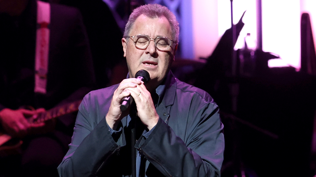 “I Promise I Will Probably Cry”: Vince Gill Fans React as Country Legend Prepares for Special Grand Ole Opry Moment “I Promise I Will Probably Cry”: Vince Gill Fans React as Country Legend Prepares for Special Grand Ole Opry Moment