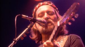 On This Day in 1982, Willie Nelson Began a 22-Week Reign at No. 1 With the Year’s Biggest Country Album