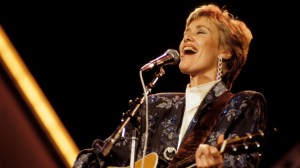 3 Country Songs From 1983 That Every 80s Kid Still Knows Today