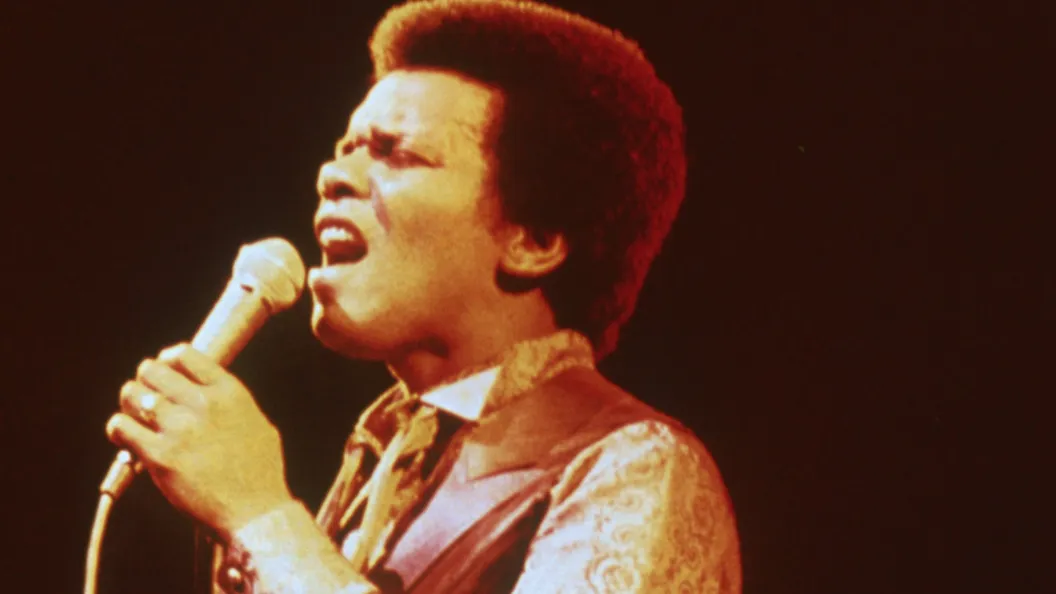 Johnny Nash Made History With This Song (At It Was Shockingly His Only No. 1 Single) Johnny Nash Made History With This Song (At It Was Shockingly His Only No. 1 Single)