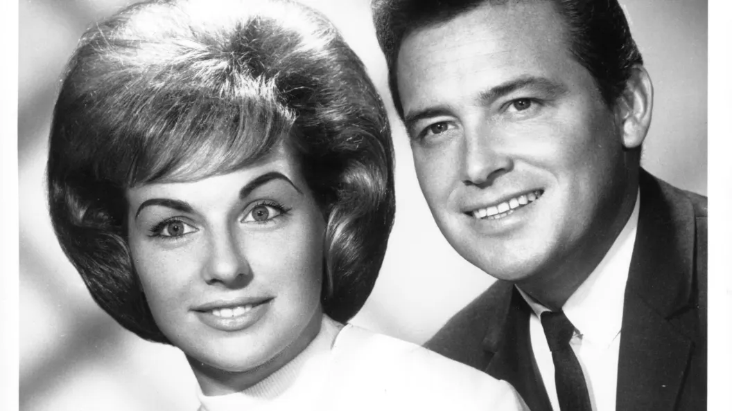 Born in California 86 Years Ago Today, “Mrs. Country”—the Singer Who Scored a String of Hits With Her Husband in the 60s and 70s Born in California 86 Years Ago Today, “Mrs. Country”—the Singer Who Scored a String of Hits With Her Husband in the 60s and 70s
