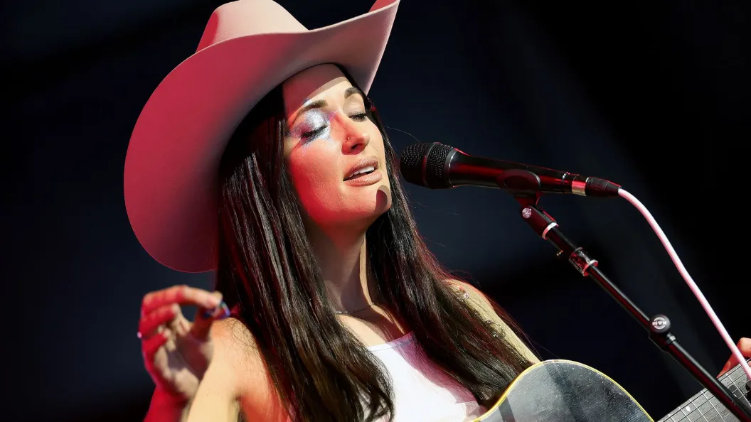 Born 38 Years Ago Today in East Texas, the Straight Shooting Wordsmith Helping Expand Country Music’s Sonic Borders Born 38 Years Ago Today in East Texas, the Straight Shooting Wordsmith Helping Expand Country Music’s Sonic Borders